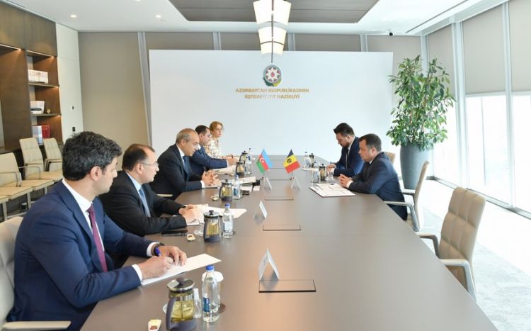 Азербайджан и Молдова обсудили расширение сотрудничества