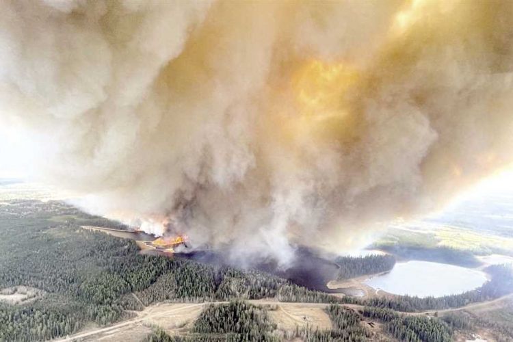 دخان حرائق الغابات في كندا يصل إلى النرويج