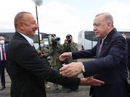 أردوغان يزور أذربيجان ويضع حجر أساس لمدرسة في شوشا