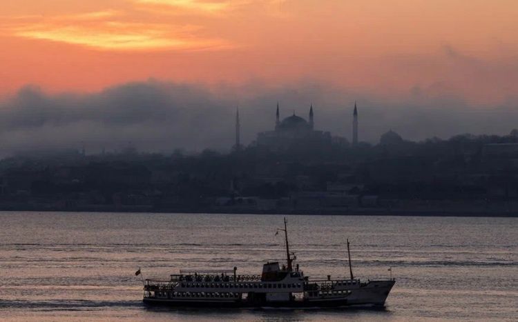 Турция повышает сборы за проход судов через Босфор и Дарданеллы