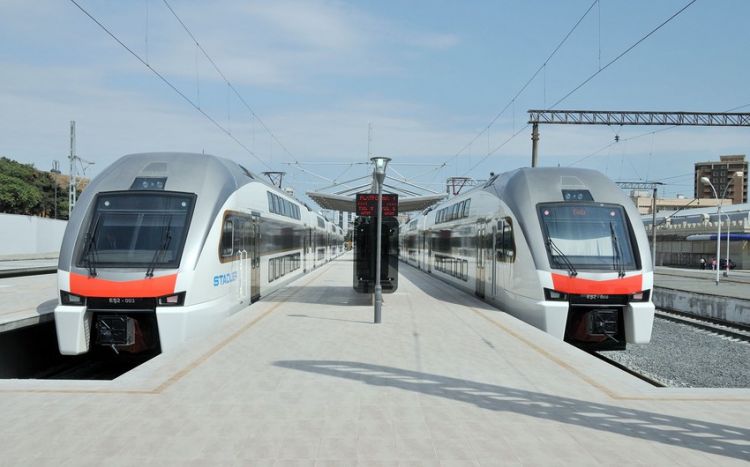 Бумажные билеты на электрички Баку-Сумгайыт заменят на цифровые