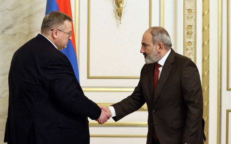 Пашинян и Оверчук обсудили вопросы разблокировки коммуникаций на Южном Кавказе