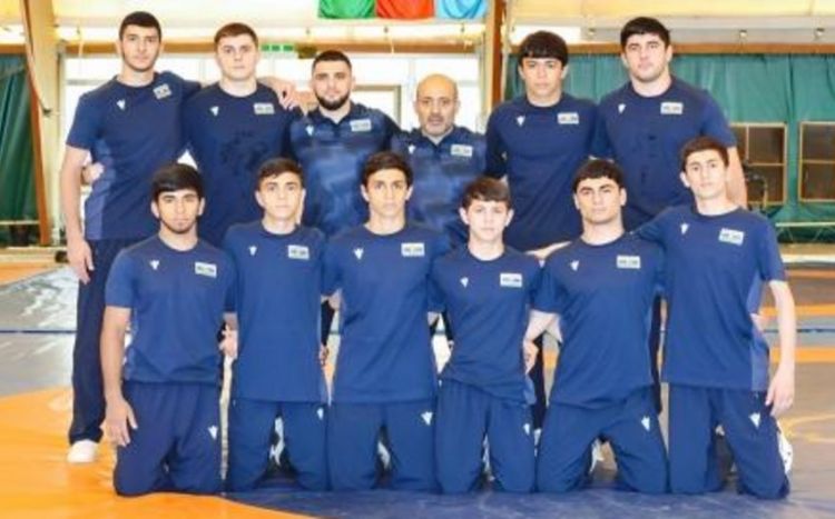Азербайджанские борцы стали вторыми на юниорском ЕВРО