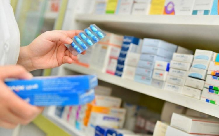 В Азербайджане планируется запретить продажу лекарств, не включенных в госреестр