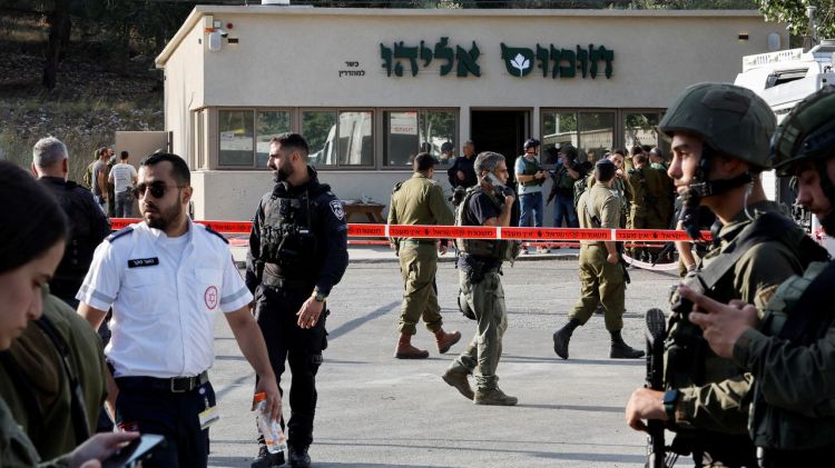 At least four Israelis killed in West Bank shooting