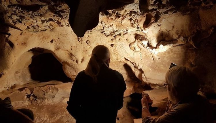 75 min il... Dünyanın ən qədim mağarasının İZİNDƏ