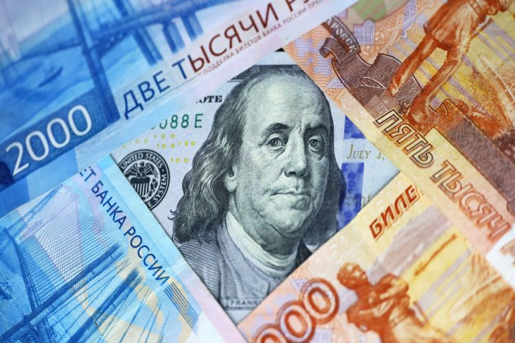Ruble strengthened against dollar and euro