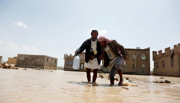 نزوح آلاف الأسر اليمنية جراء الفيضانات