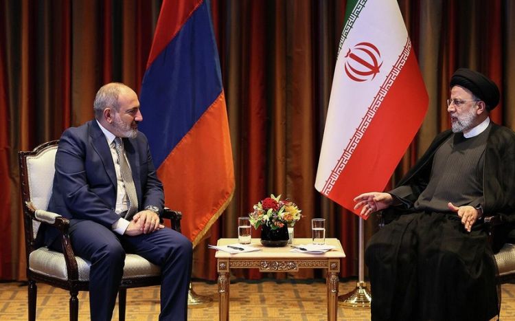 Премьер Армении провел телефонный разговор с президентом Ирана