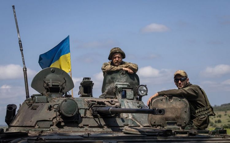 ВСУ подняли флаг Украины на Курдюмовской дамбе под Бахмутом