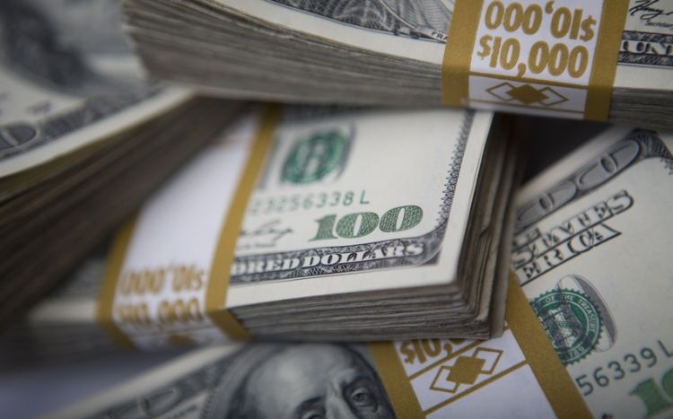 Нацбанк Украины за июнь продал почти $1,8 млрд из резервов