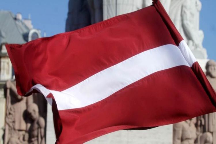 Latvia to partially allow visa grants to Russians