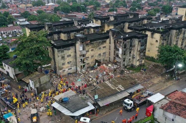 At least 8 dead after apartment building collapse in Brazil