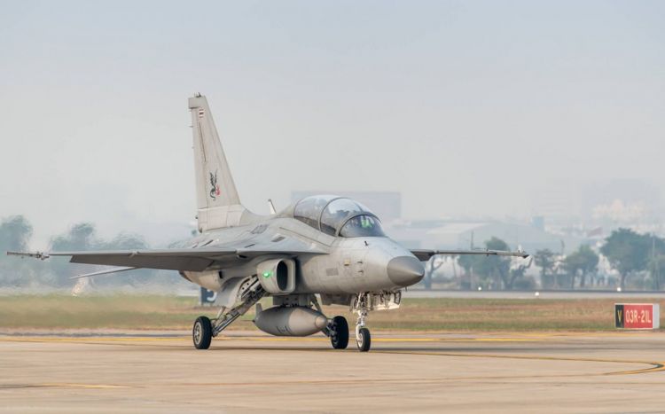 First South Korean light combat aircraft FA-50 arrive in Warsaw