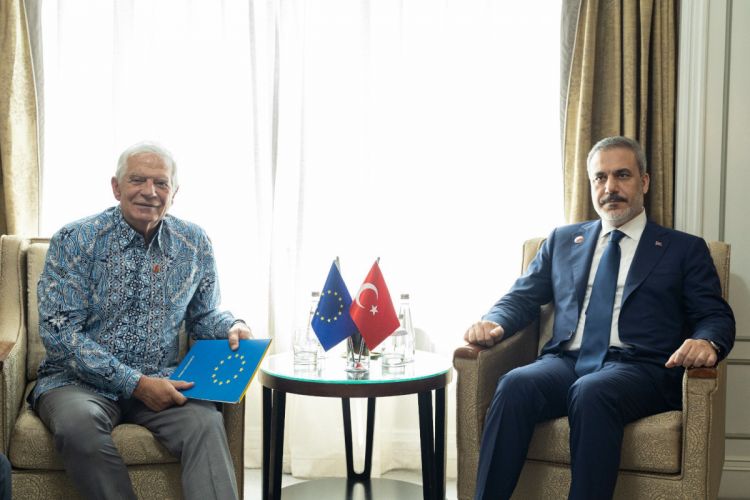 Europe's Top Diplomat and Turkish Foreign Minister discussed EU-Türkiye relations