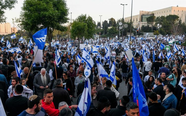Israel: Judicial overhaul draws more protests