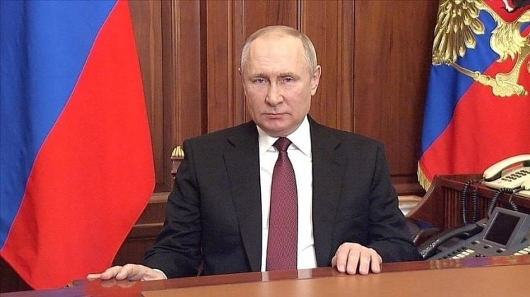Politoloq: "Rusiyanın tək xilası Putindən qurtulmasıdır"