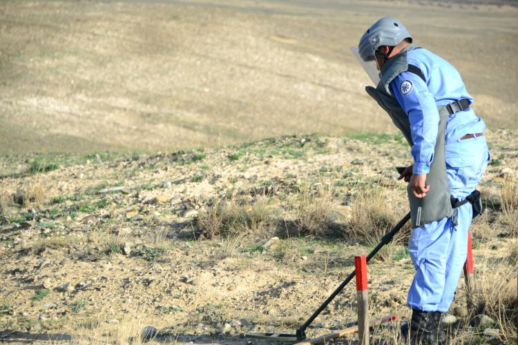 Bearing witness to the disastrous effects of landmines in Azerbaijan Rachel Avraham