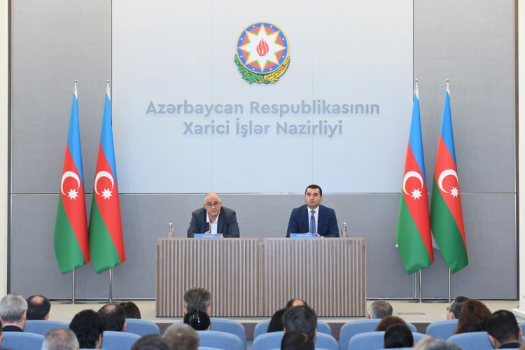 Azerbaijan's Foreign Ministry hosts briefing for reps of diplomatic corps