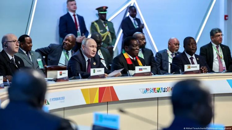 Putin 'examining' African peace plan