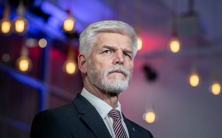 Президент Чехии разрешил 14 гражданам республики присоединиться к ВСУ