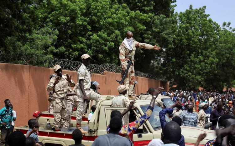 Rebels in Niger begin to form government structures