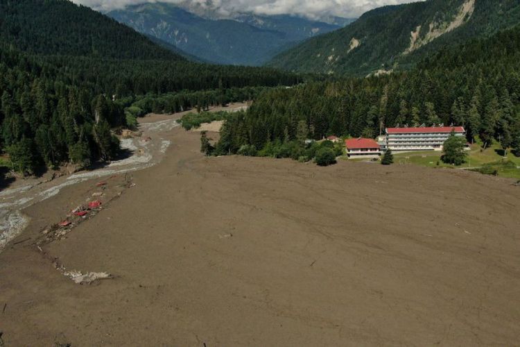 7-8 children missing in landslide in Georgia - Health Minister