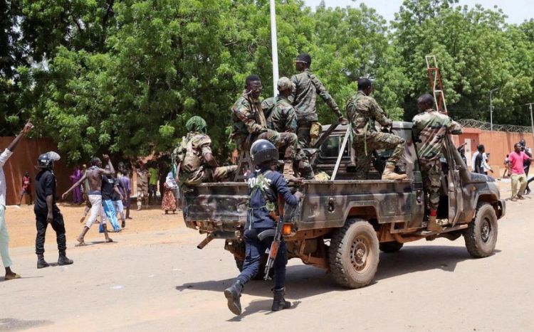 Алжир выступает против возможного военного вмешательства в Нигер