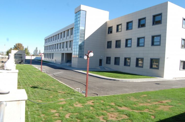 Samux Rayon Mərkəzi Xəstəxanasının yeni binasının açılışı oldu