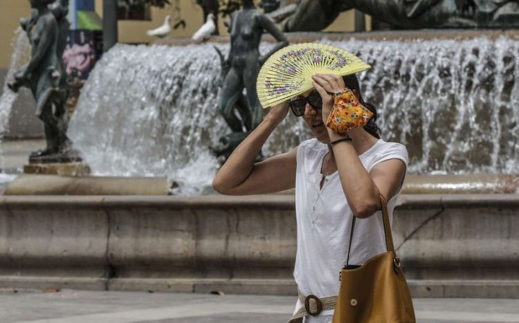 В пяти регионах Испании объявлен высший уровень опасности из-за жары