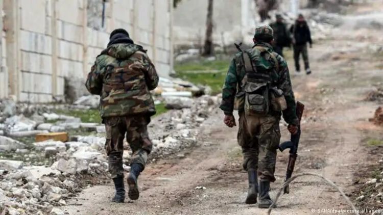 Syrian soldiers die in suspected 'IS' attack