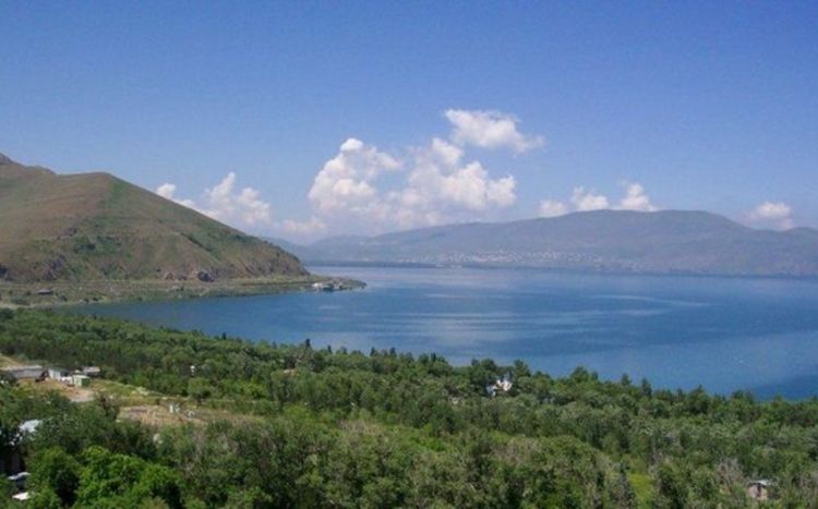 Советник посла Украины в Армении утонул в озере Гейча