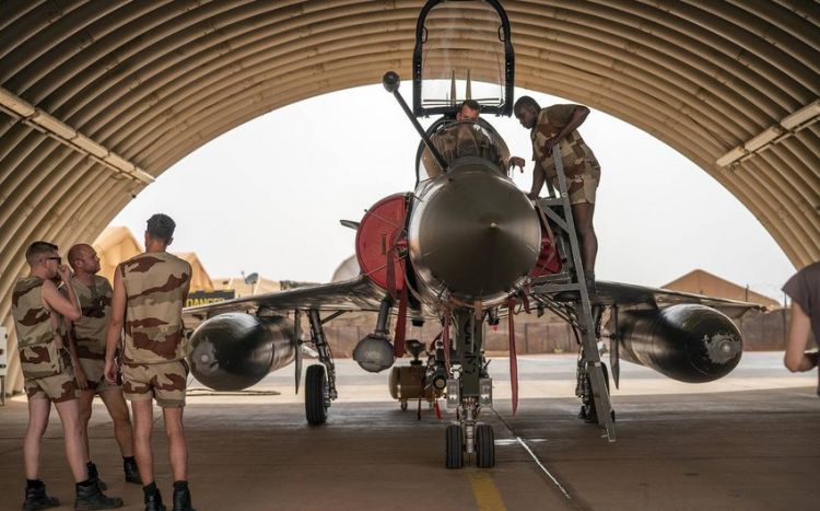 Буркина-Фасо и Мали разместили свои боевые самолеты в Нигере