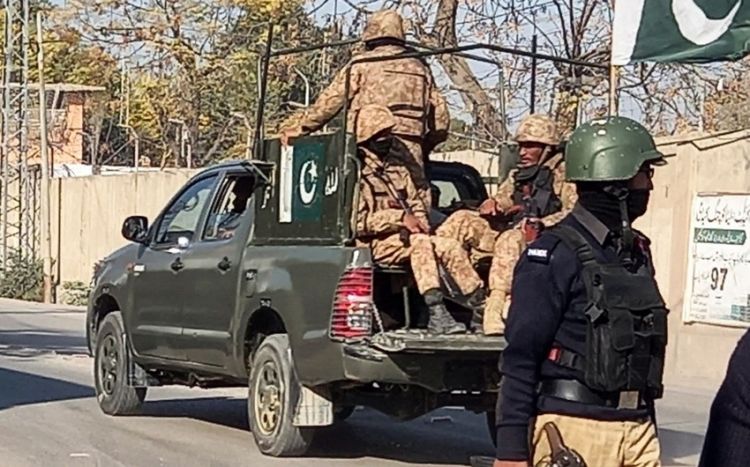 Не менее трех человек погибли в перестрелках на юго-западе Пакистана