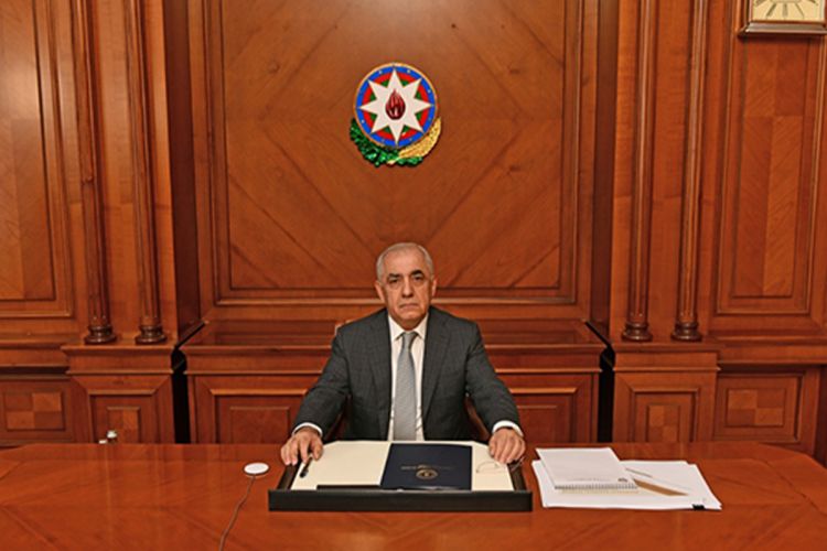 Azerbaijani PM congratulates Ukrainian counterpart