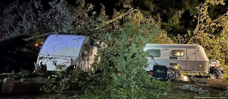 Storms force evacuation of more than 1,000 campers