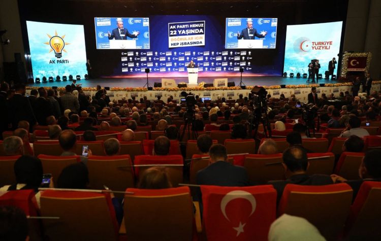 أردوغان يحشد مبكراً للانتخابات المحلية