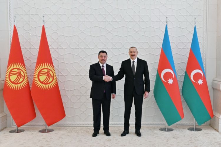 Azerbaijani President congratulates President of Kyrgyzstan