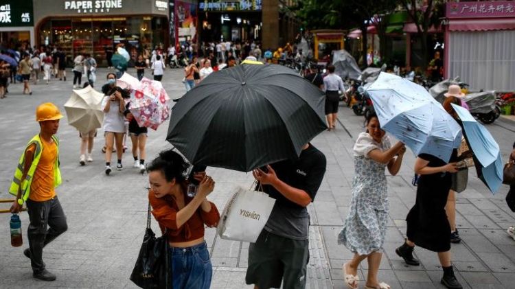 Typhoon Saola makes landfall in China