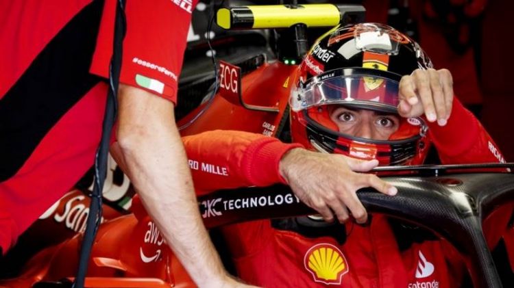 Sainz secures pole position for Italian GP