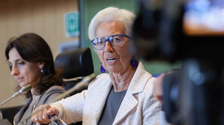 Lagarde: Policymakers need effective communication